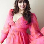 Most Beautiful Huma Qureshi Story