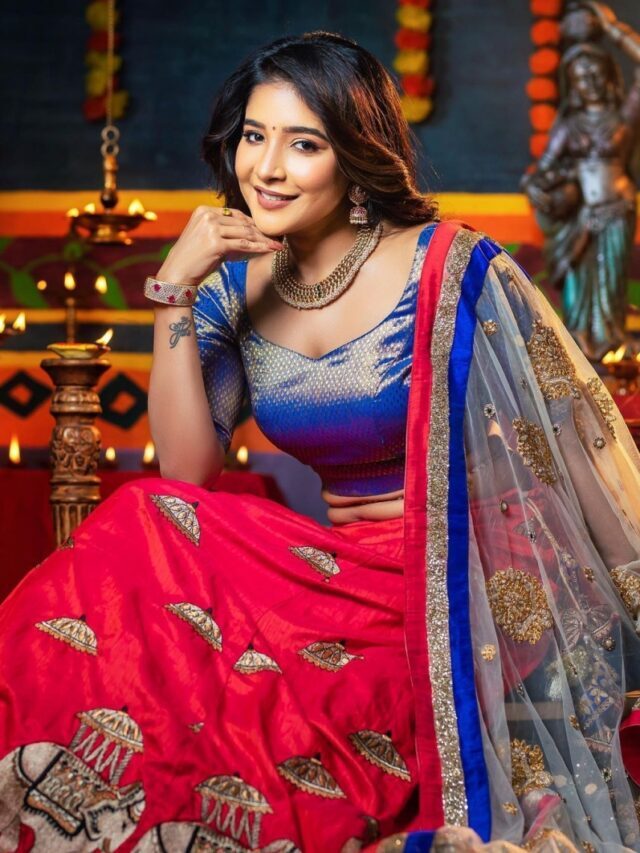 Sakshi Agarwal Dewali 2022 Look