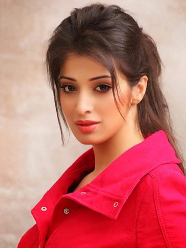 RAAI LAXMI Bio, Cars,Boyfriend, Family, Net worth, House