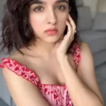 Shirley Setia Share her pretty photos